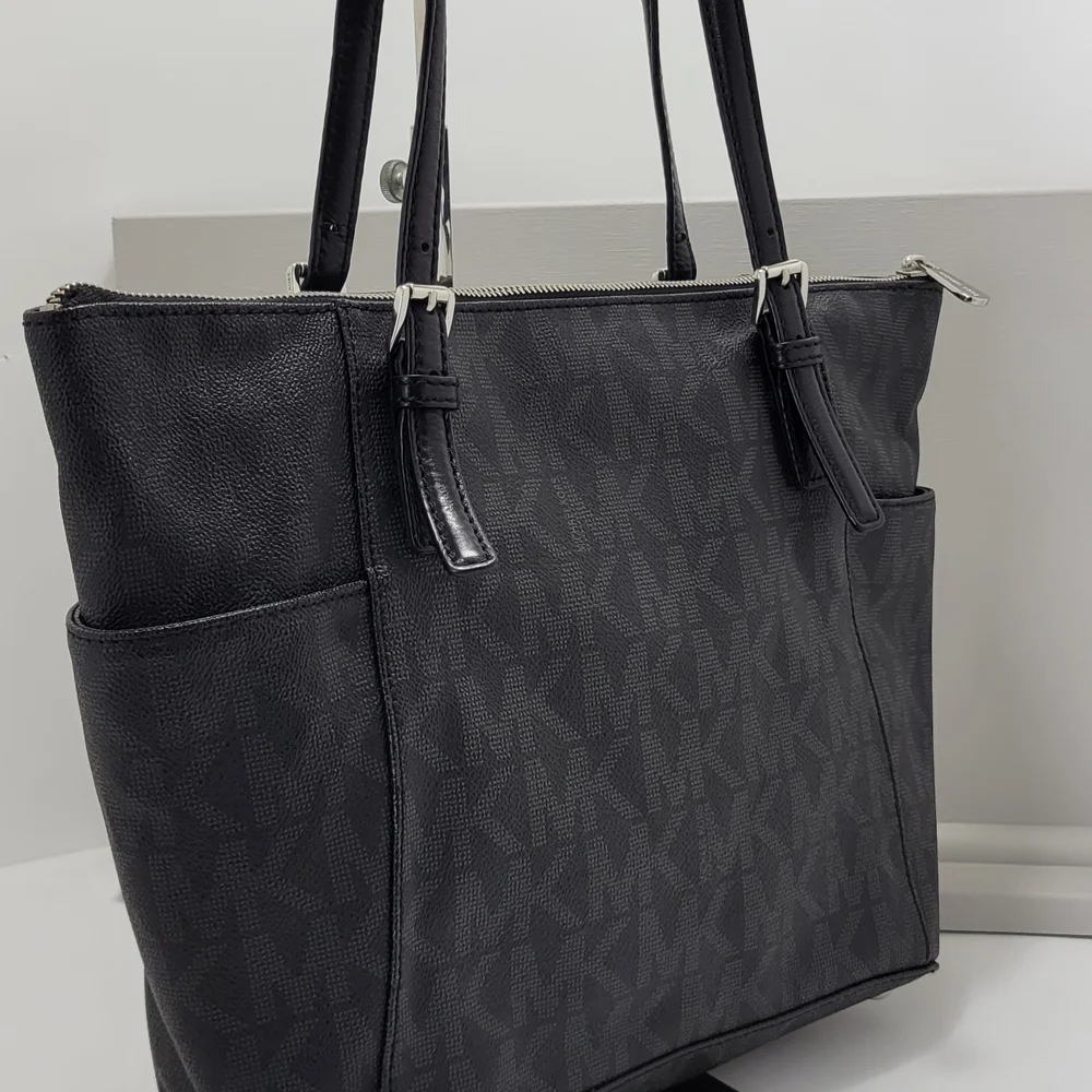 Michael Kors Black Tote Bag - Picture 6 of 16